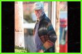 Gary Busey Pulls Pants Down, Exposes Penis to Urinate in Public