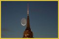 How to See the Moon's Ghostly 'Da Vinci Glow' Phenomenon